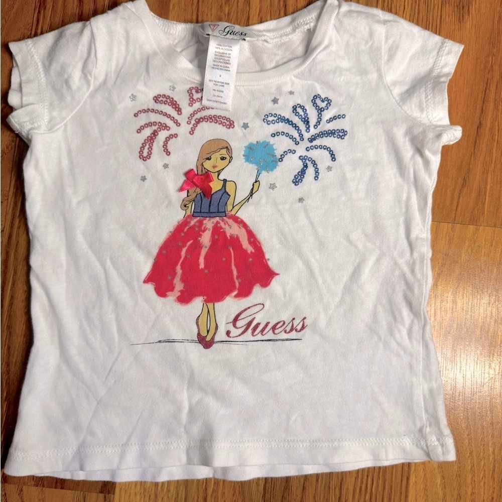 Guess tee